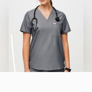Figs Charcoal V-Neck Short Sleeve Top